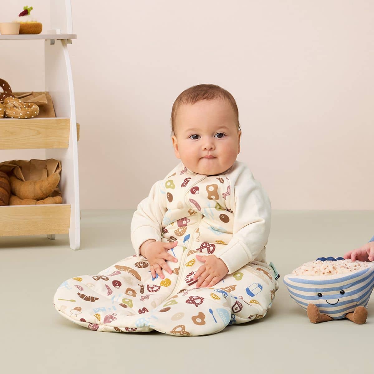 ergoPouch Sleeping Bag 3.5 TOG with Sleeves - Bon Appetit
