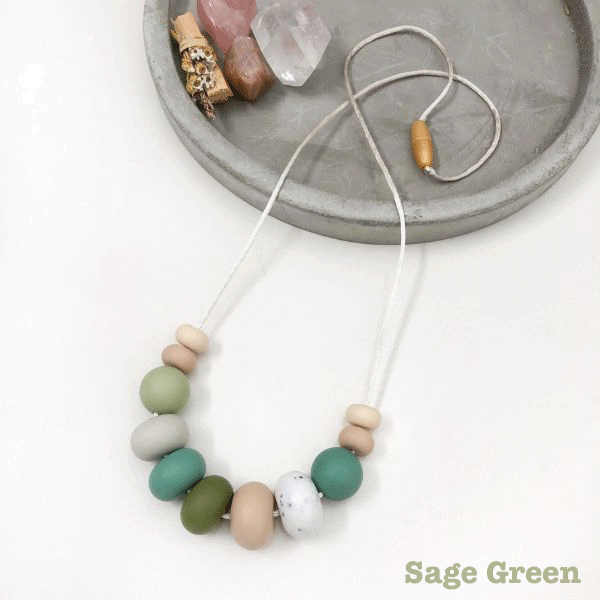 One.Chew.Three Nala Silicone Necklace - Sage Green